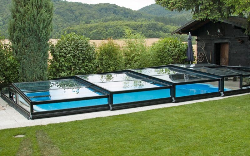 Abri piscine moderne